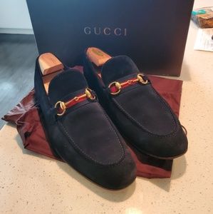 Gucci Mens 10.5 Navy Blue Gold Buckle Suede